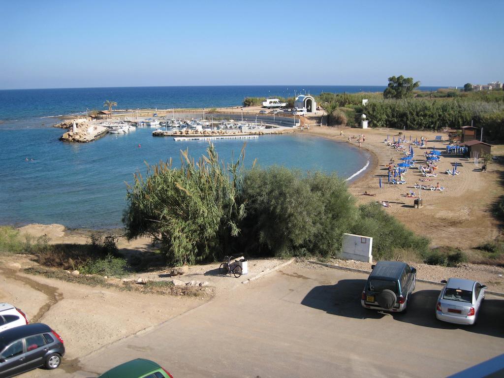 Trident Beach Apartment Protaras Buitenkant foto